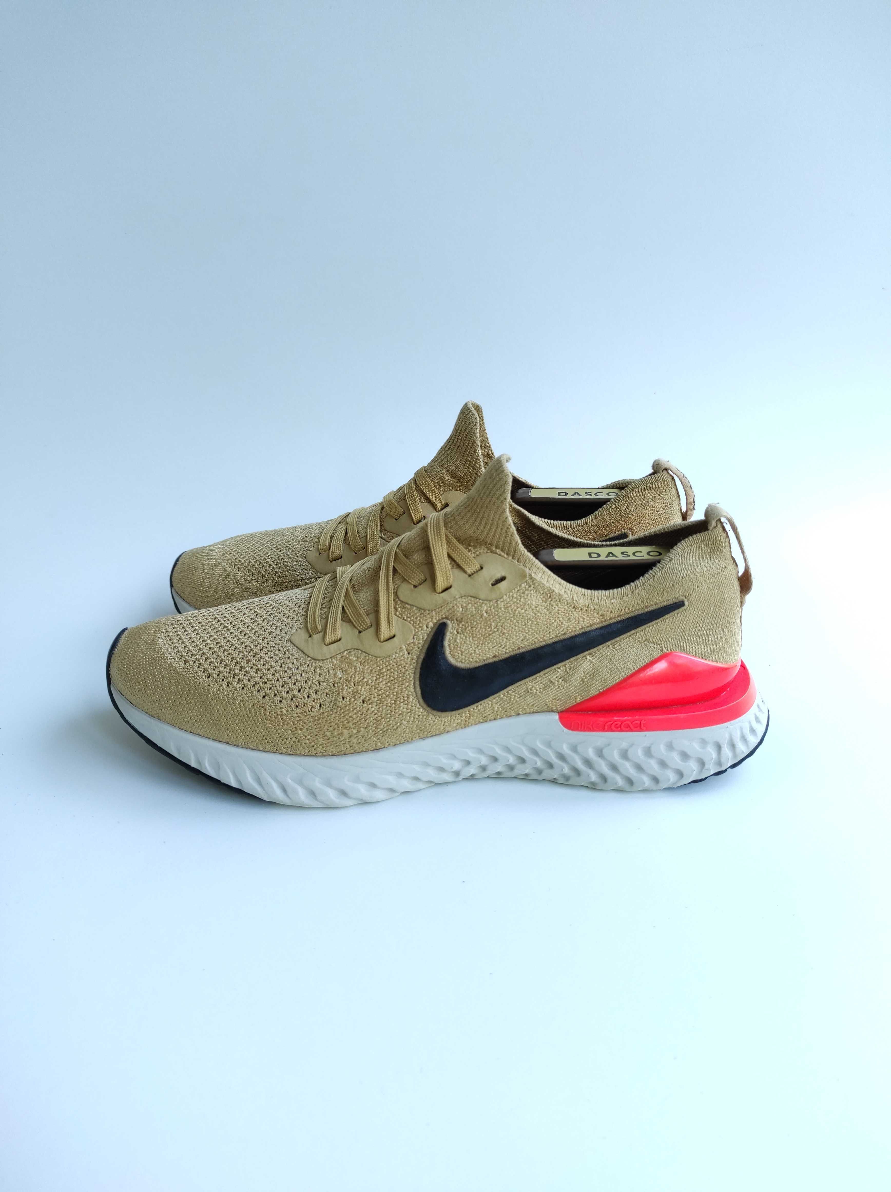 Кроссовки беговые Nike Epic React Flyknit