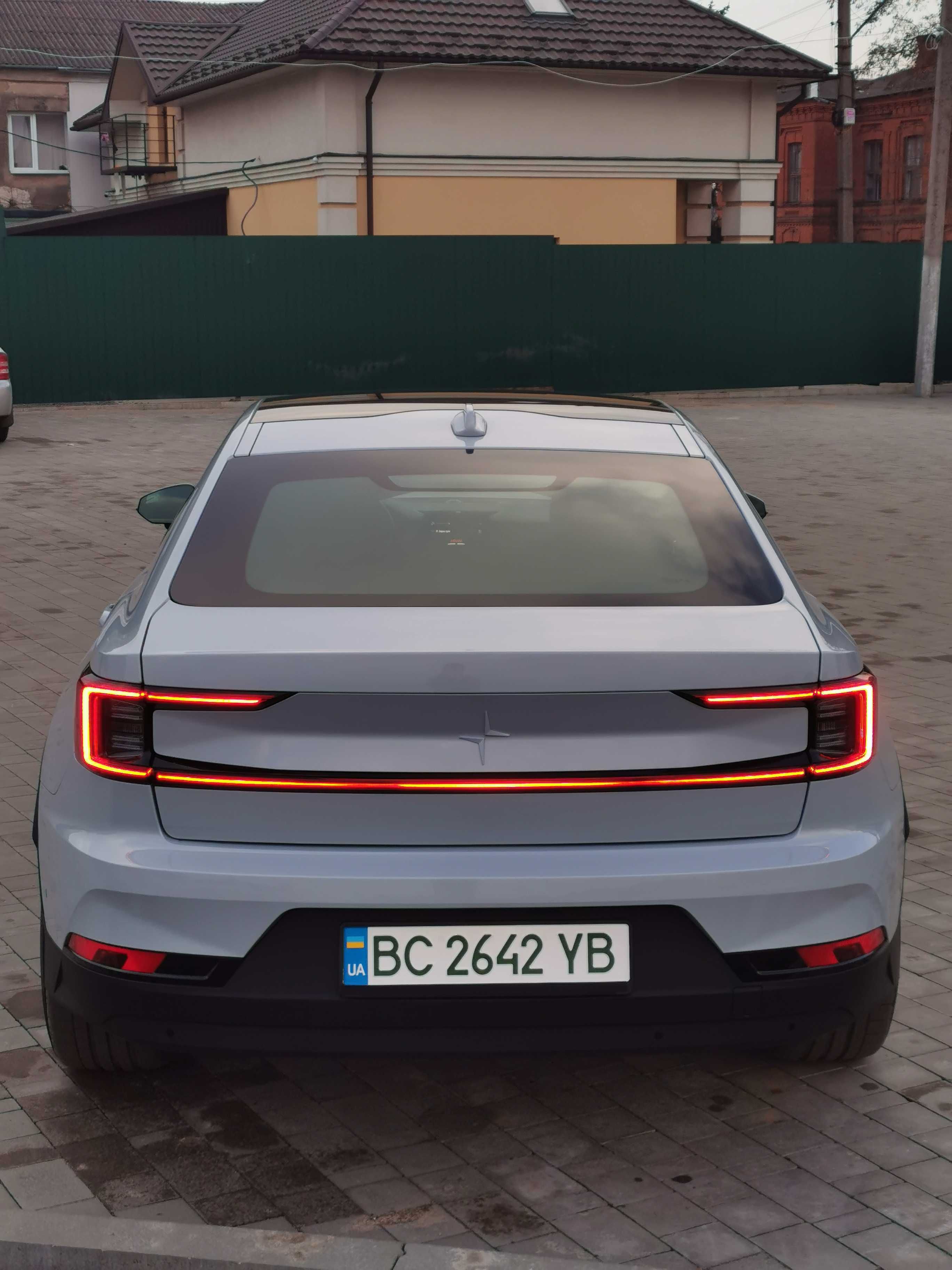 Електромобіль Polestar 2