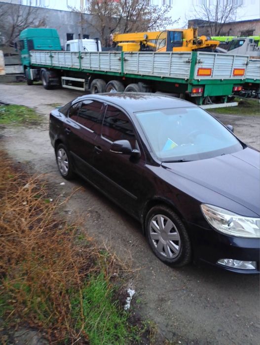 Шкода Skoda Октавія 1.6 дизель.