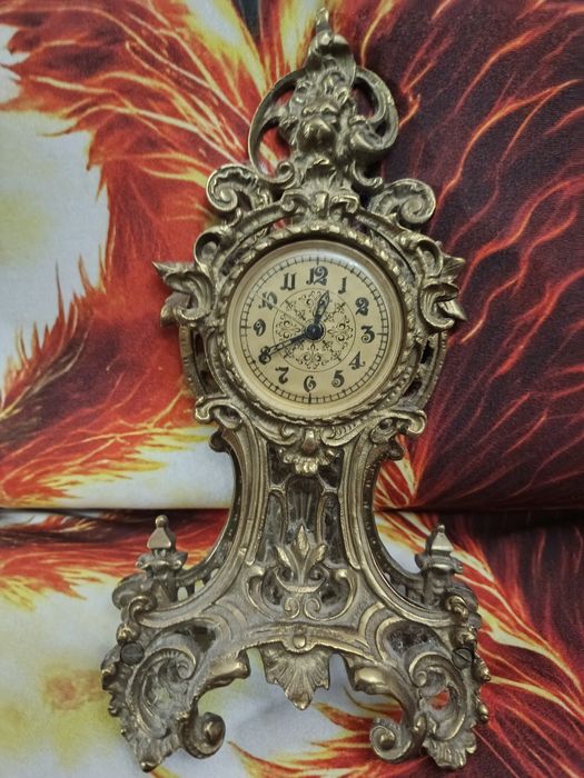 Autentyczny antyczny zabytkowy zegar