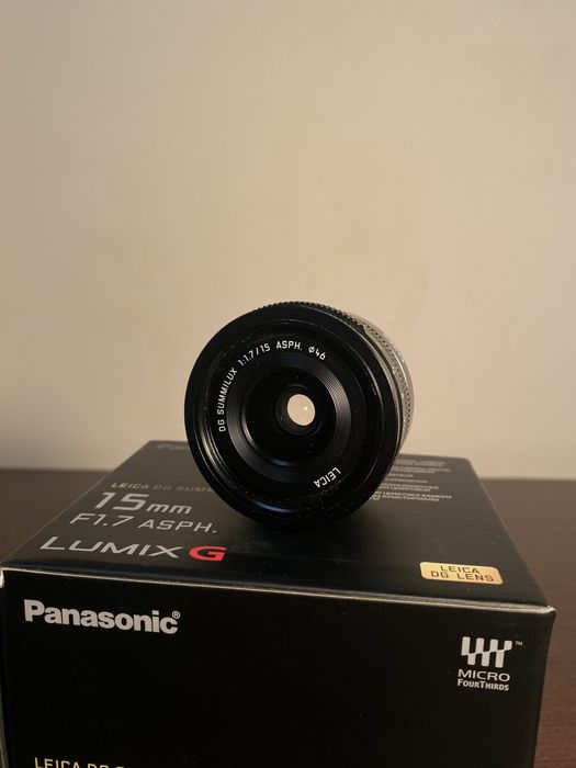 Обʼєктив lumix 15mm. F 1.7
