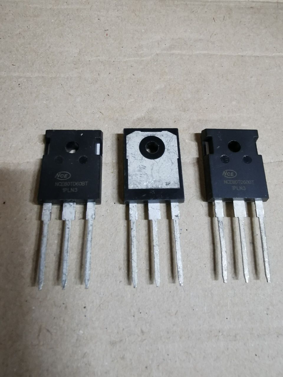 Силовой транзистор NCE80TD60BT TO-247