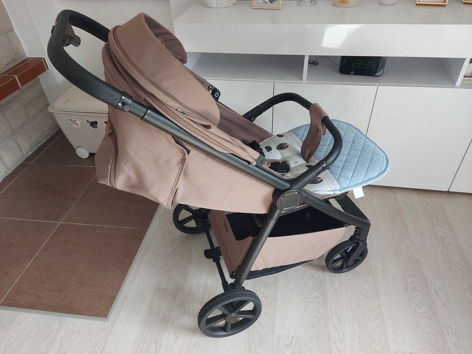 Wózek Spacerowy Carrello Bravo Carbon / Jak Nowy