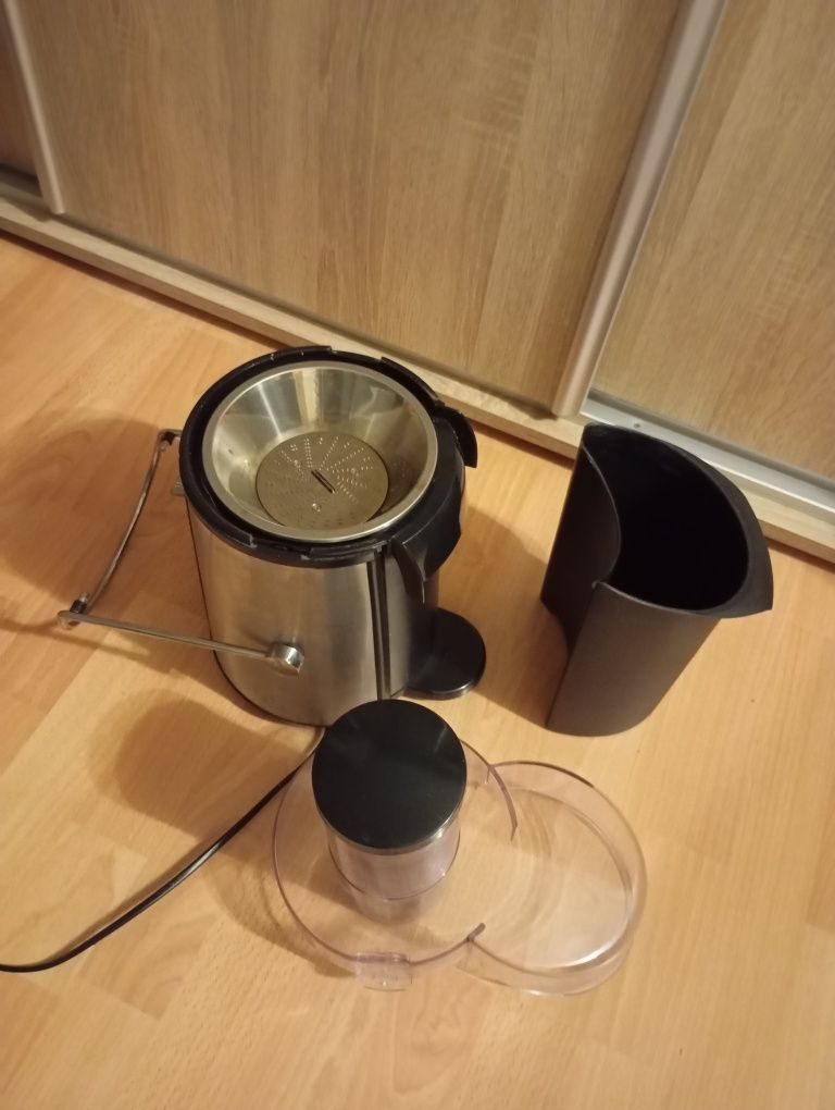Sokowirówka  Reven ESO001