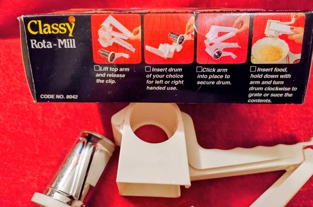 Ręczna tarka i krajalnica obrotowa. Rota-mill