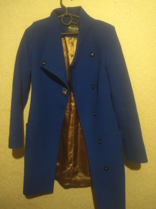 Пальто осіннє  42 та 44 розмір