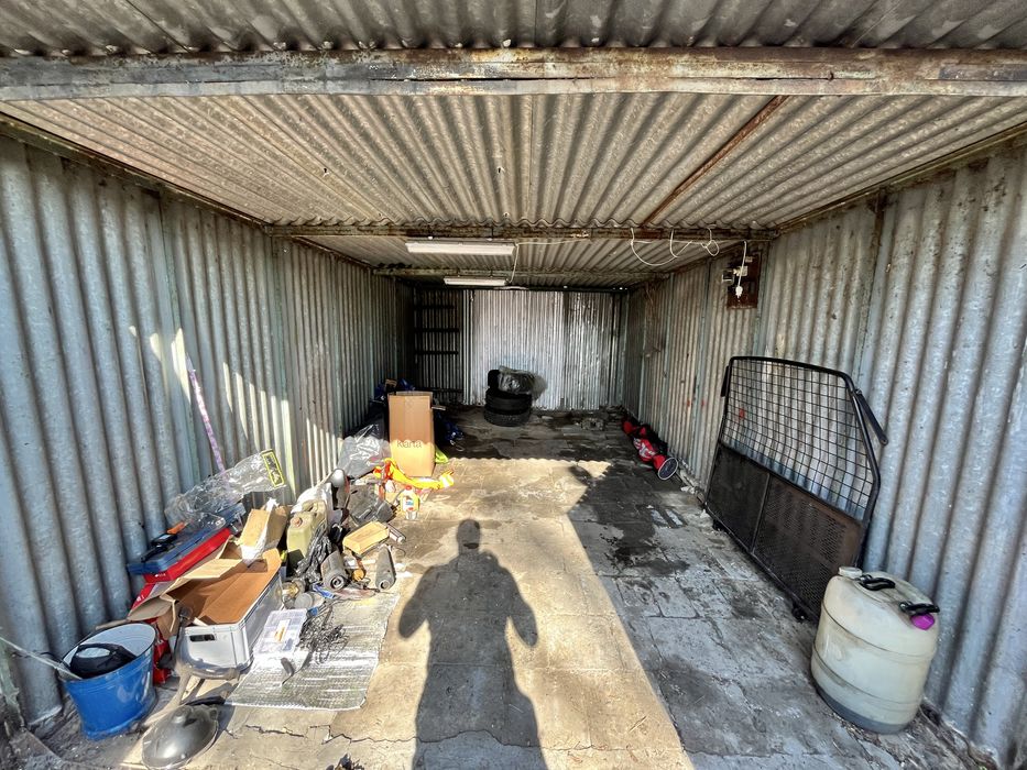 Garaż blaszany ul.Nadodrzańska