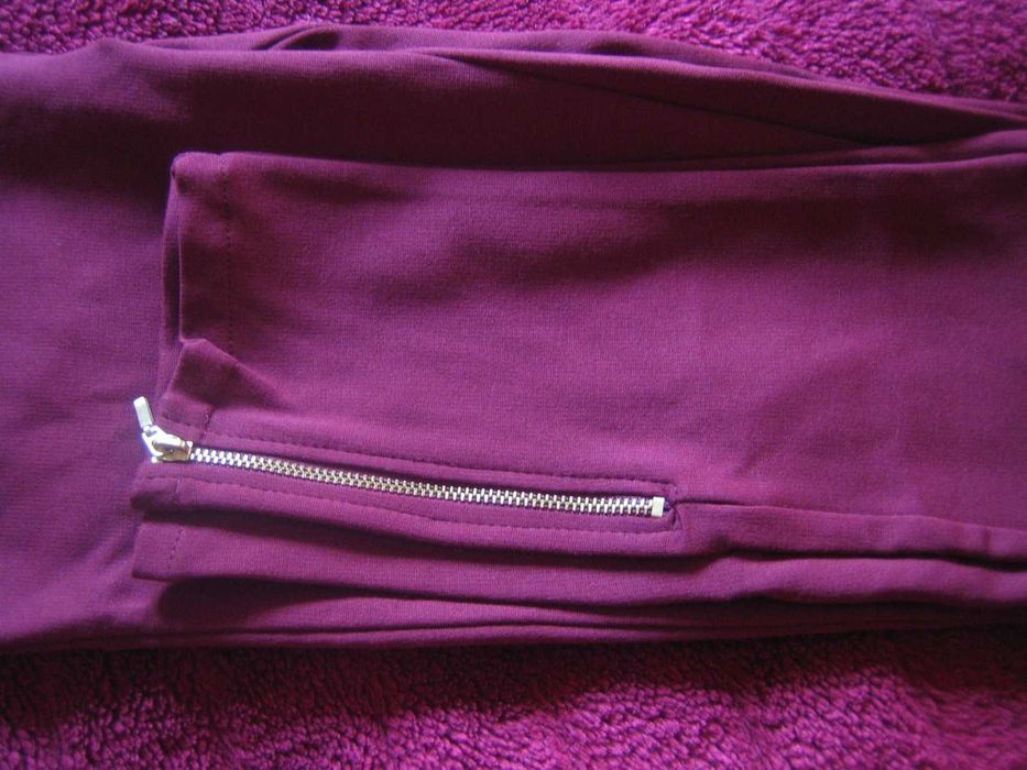 Calças (tipo leggings) em Bordeaux