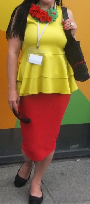 Красивая женская летняя желтая блузка кофта баска без рукавов