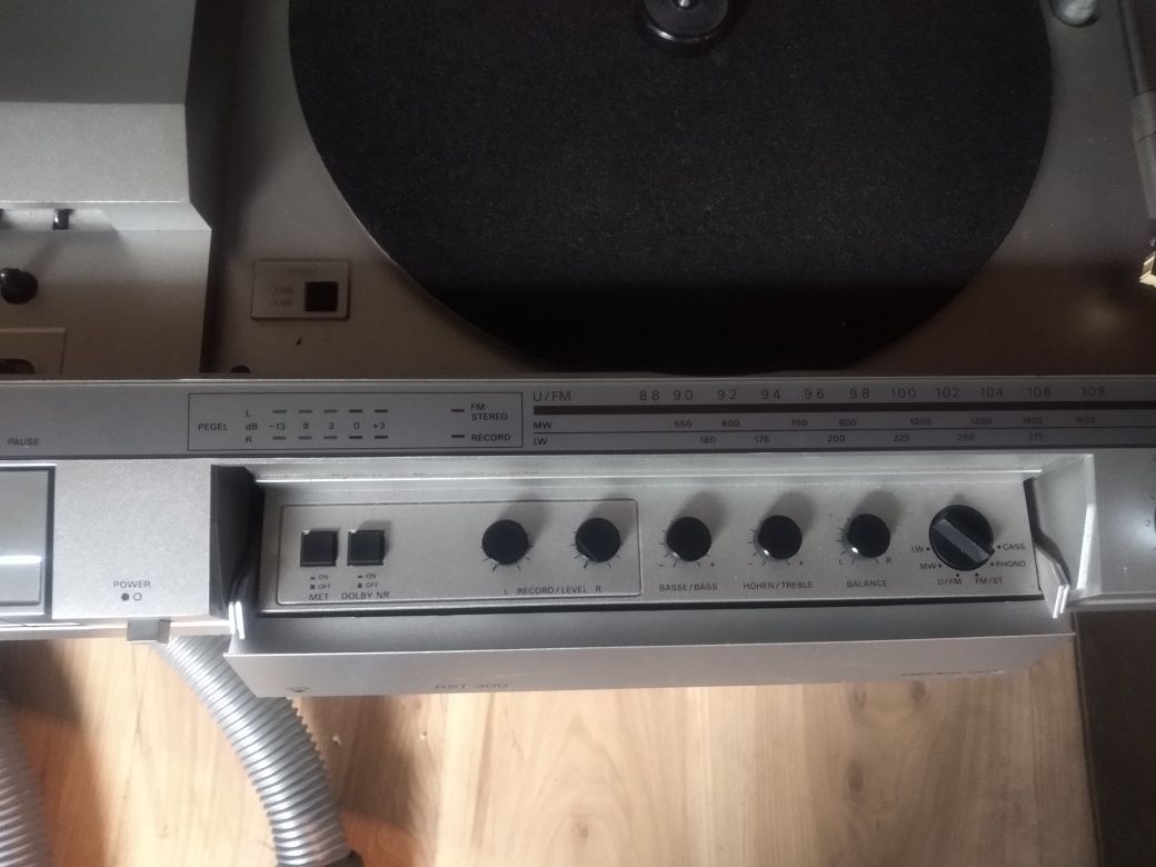 Minerva RST-300,stereo music center