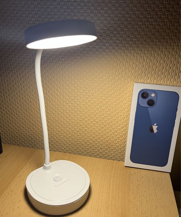 Настольная лампа, светодиодная LED лампа с аккумулятором! Распродажа!