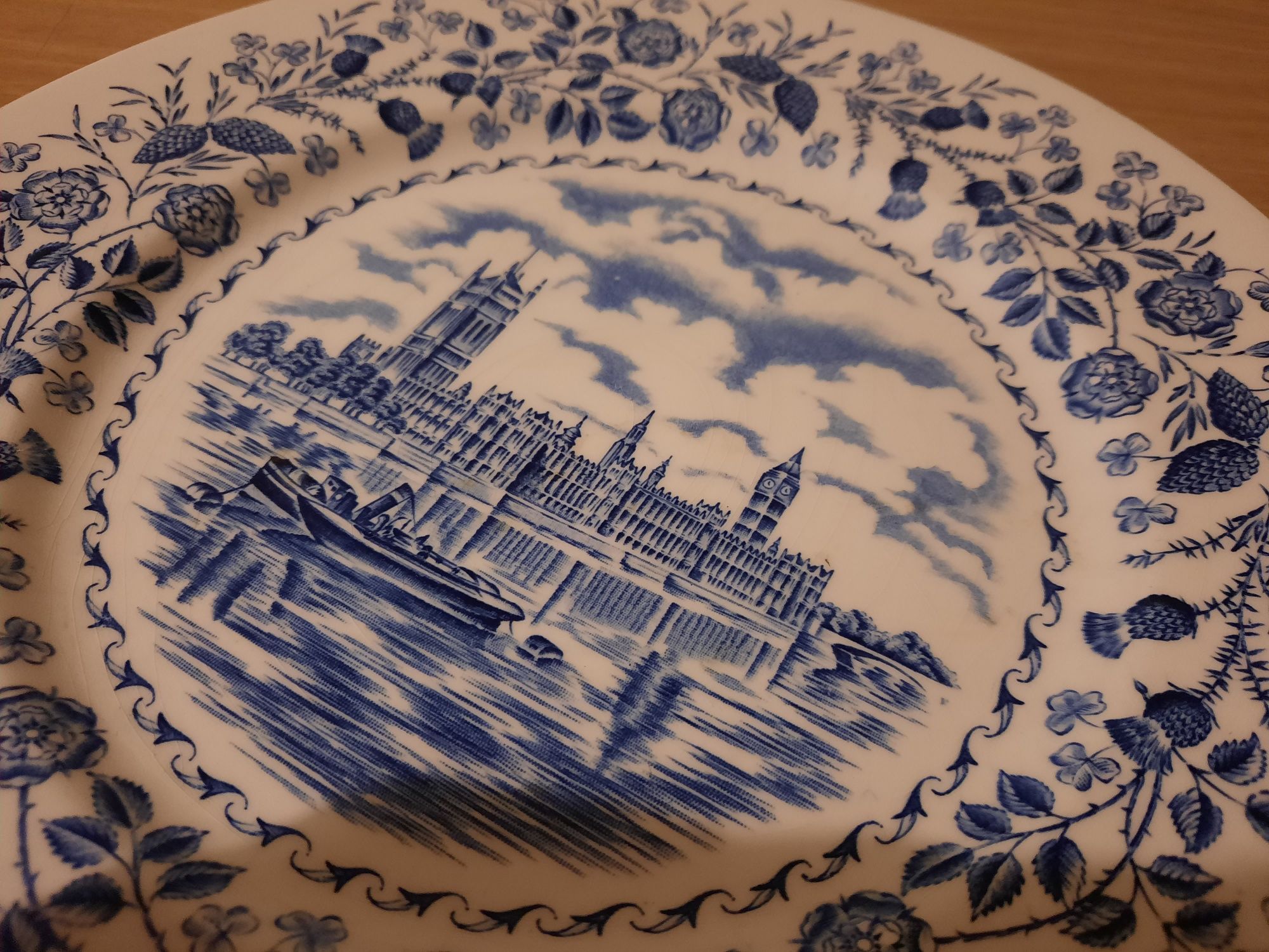 Prato porcelana Inglesa Scenes of London