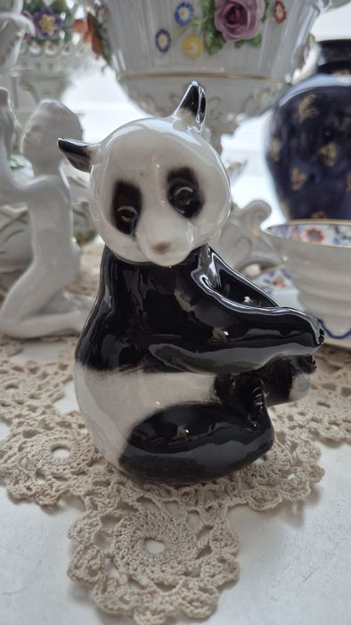 Łomonosow panda figurka porcelana