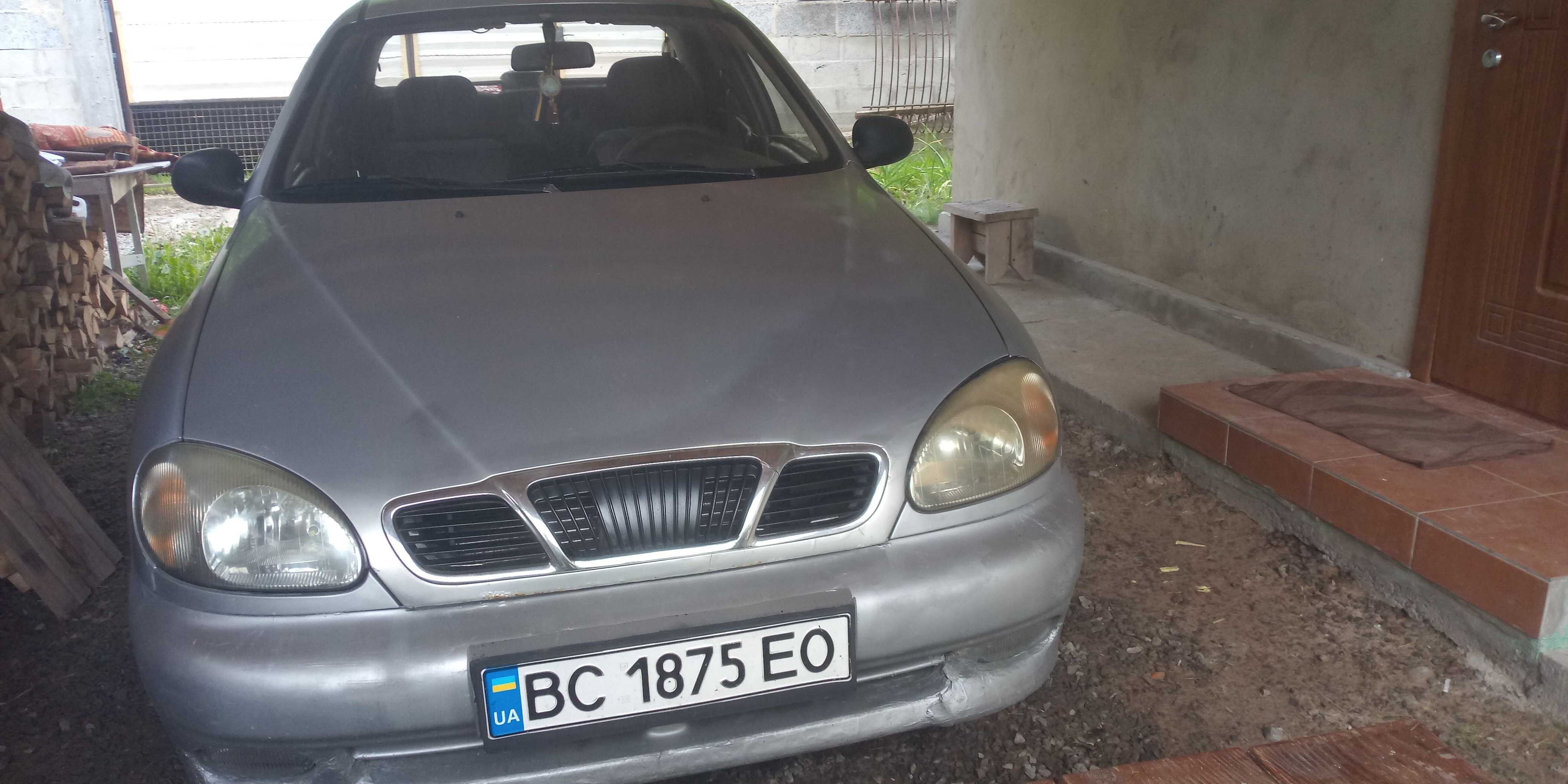 Автомобіль Deawoo