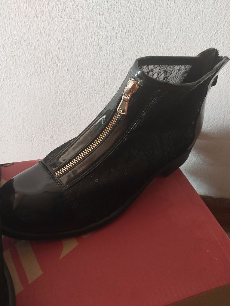 Buty damskie r.38 Nowe