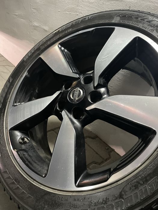 Felgi z oponami zimowymi nissan quashqai