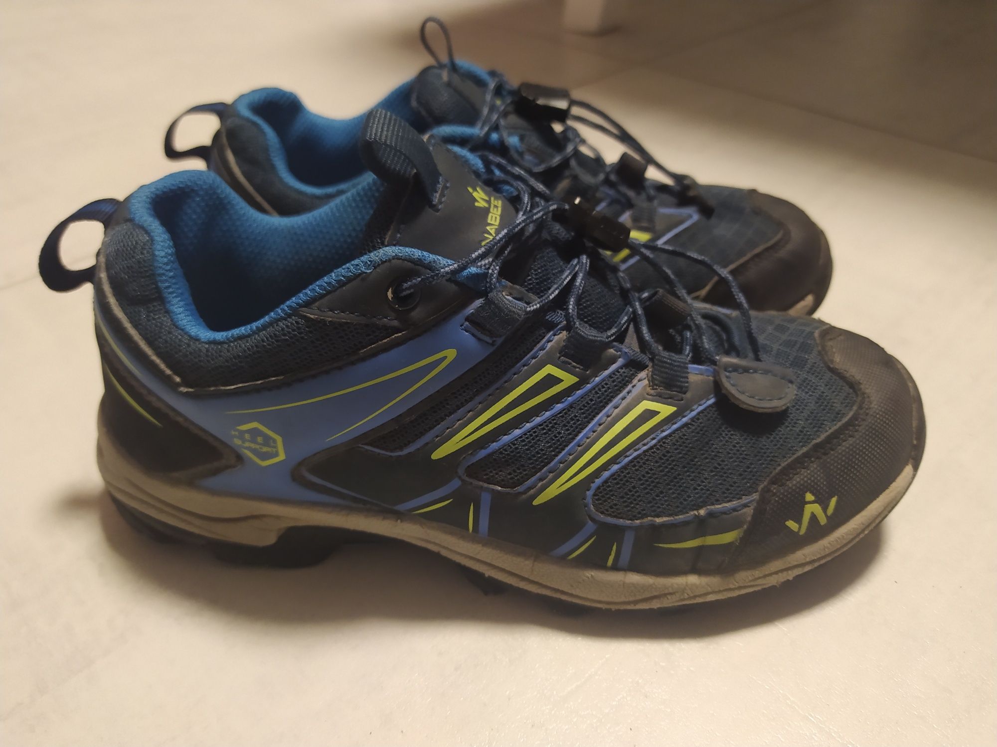 Buty trekkingowe 34 Wanabee ze ściągaczem