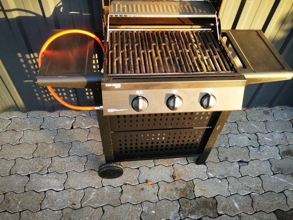 Grill gazowy ENDERS SAN DIEGO 3 6,75Kw z Niemiec