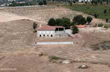 Propriedade Única no Norte de Portugal-Deslumbrante Quinta de 17 HA
