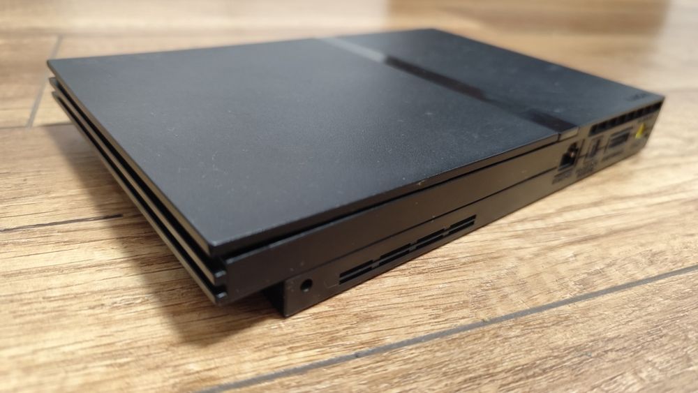 Konsola PlayStation 2 Slim PS2 SCHP-75003