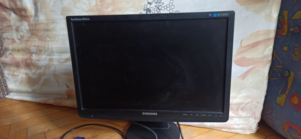 Sprzedam monitor Samsung SyncMaster 2043 WM