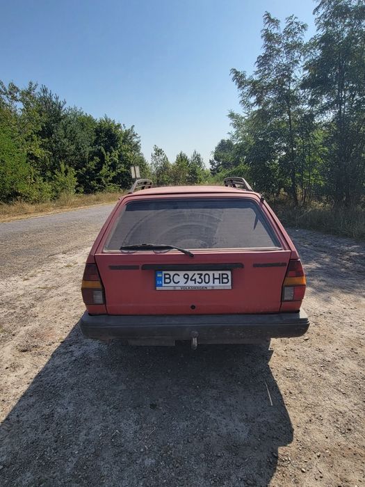 Продам пасат 2 1,8 бензин