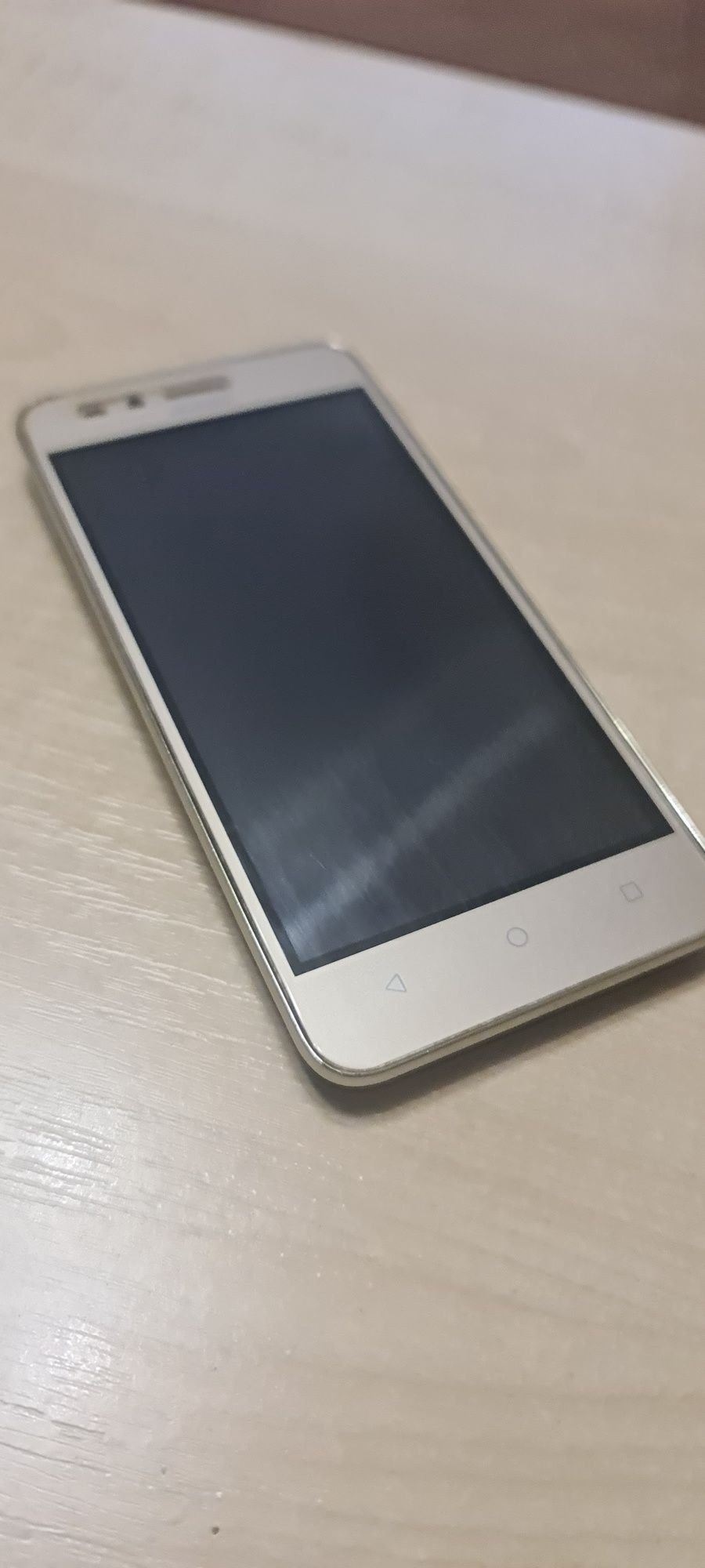 huawei y3 ii не вмикається