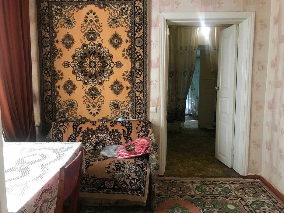 Будинок по вул. Кузні обмін на квартиру