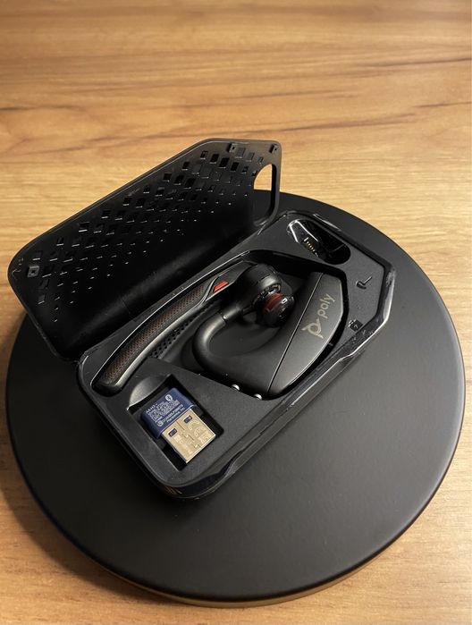 Poly Voyager 5200 Bluetooth Гарнітура