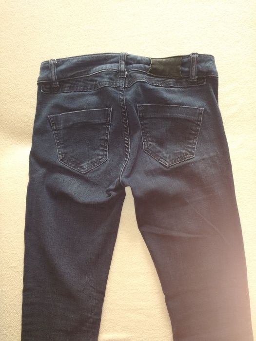 jeansy Zara 32/34 odcienie czerni