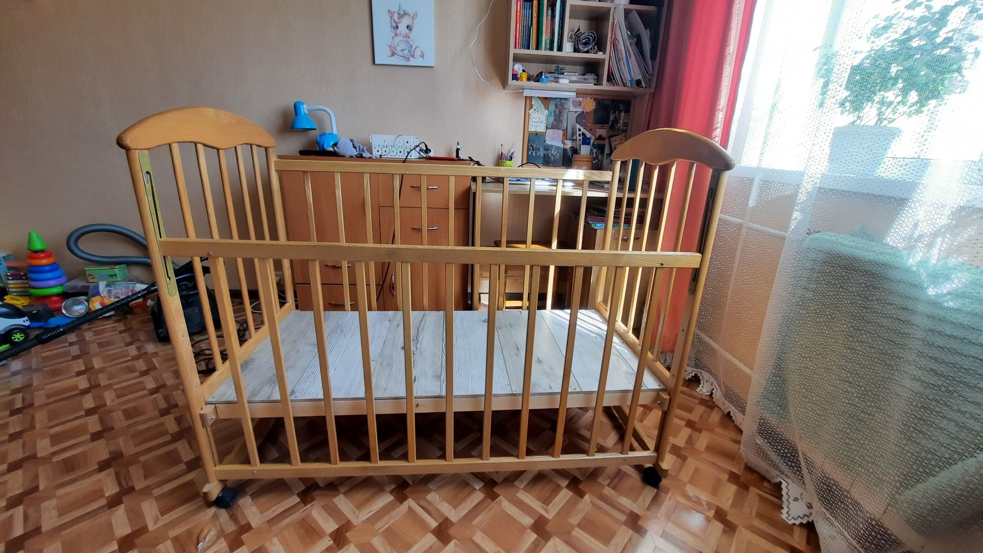 Дитяче ліжко для малюка