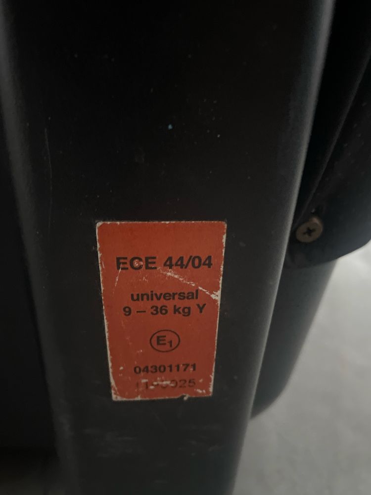 Cadeira de automovel para crianca marca Recaro