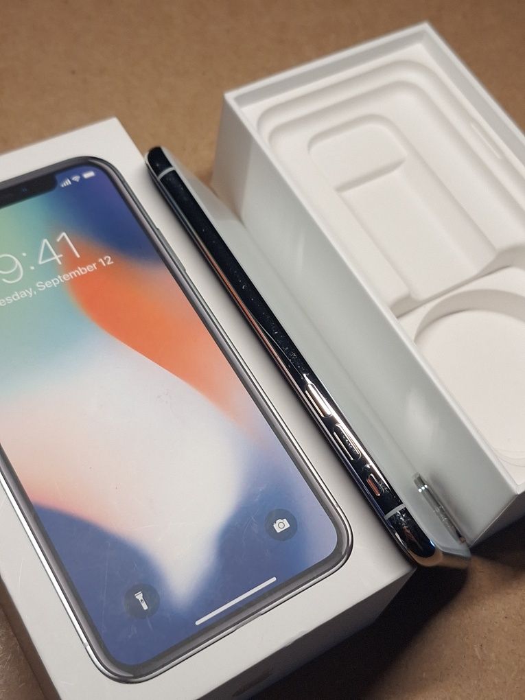 Iphone x 10 silver 64gb, z face id