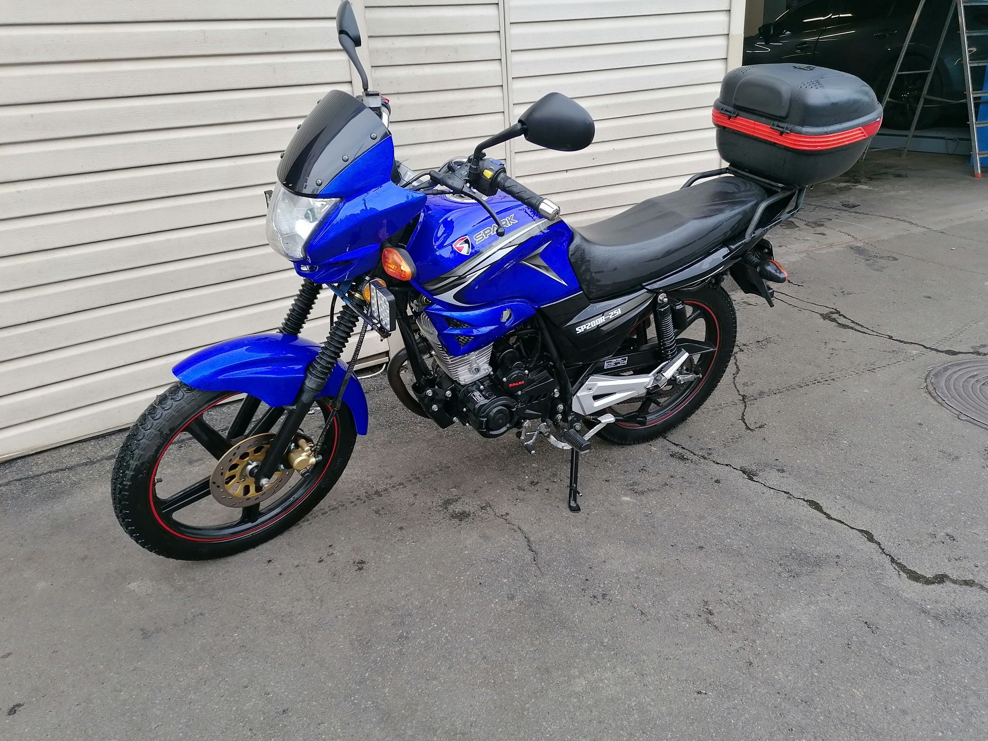 Spark SP 200r-25i