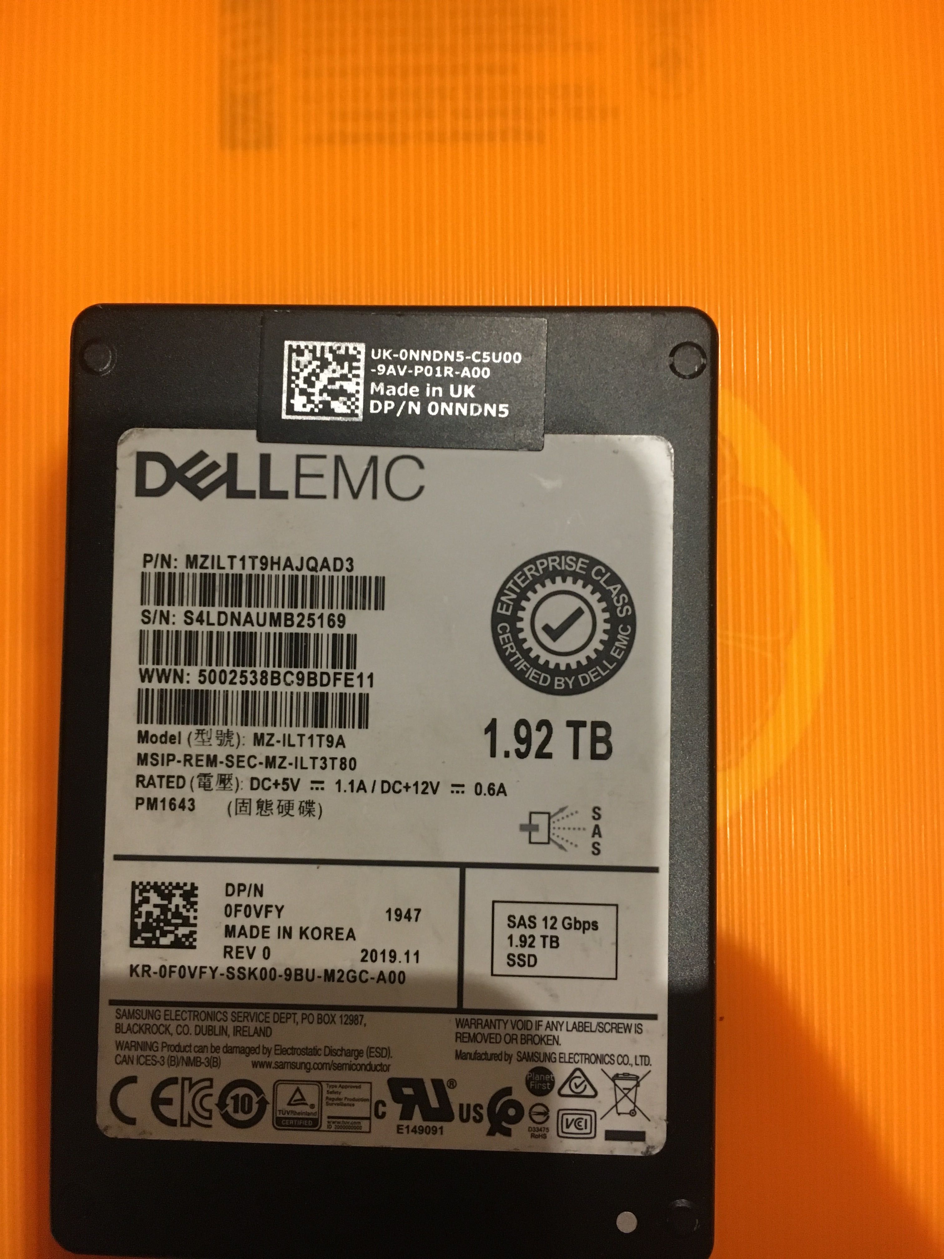 1.92TB 2.5in SFF SSD 12Gb/s SAS ISE RI Solid State Drive
