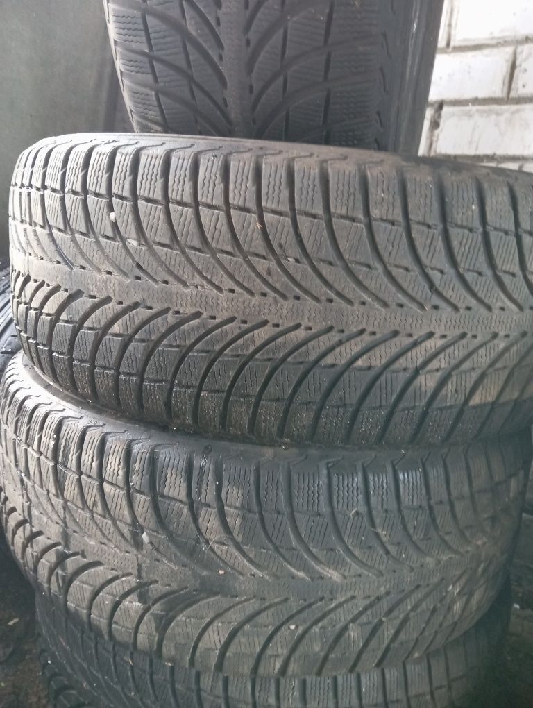 Продам резину Michelin 255/55r18