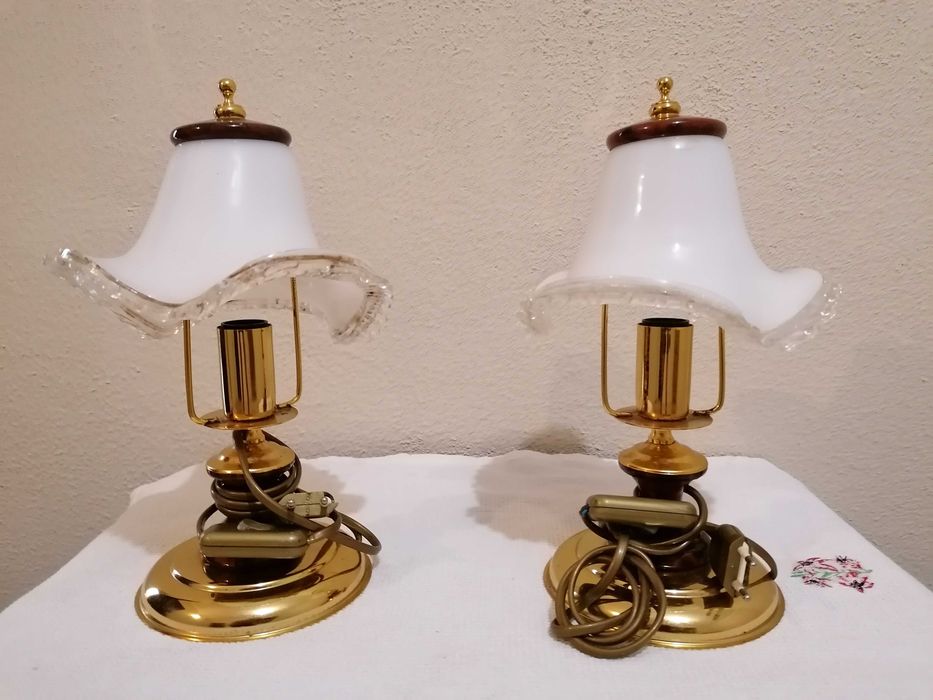 Candeeiro de teto e cabeceira