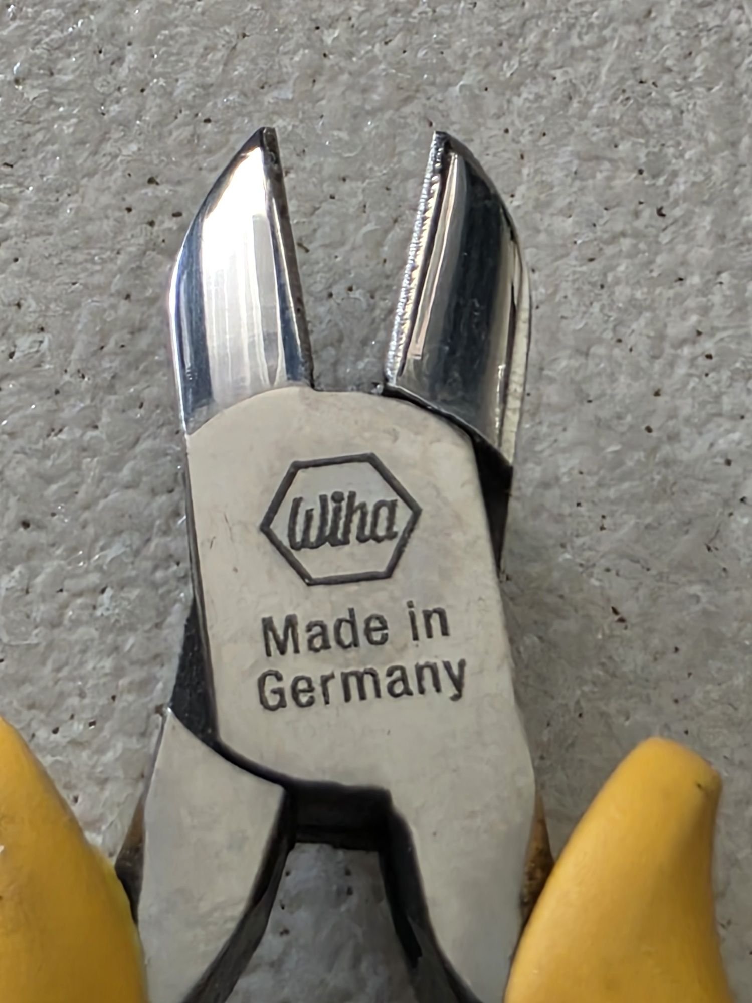 Wiha 33521 Szczypce ESD do cięcia bocznego 115mm