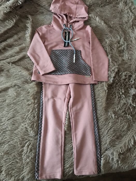 Костюм на девочку, 116 р.