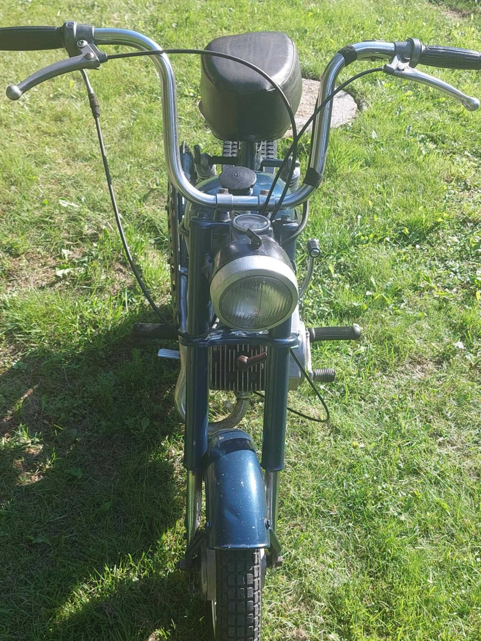 Motorynka M2  w dobrym stanie - 1984, pojemność 50cc