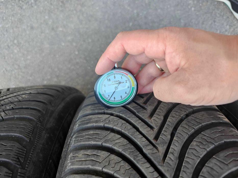 Michelin Alpin 5 205/60 r16