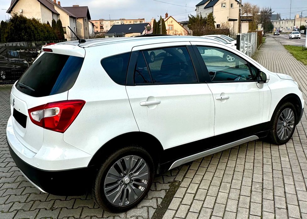 Suzuki SX4      2014