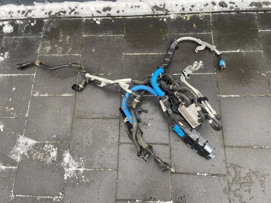 CHŁODNICA OLEJU SKRZYNI BIEGÓW Z OKABLOWANIEM KPLA-7A095-AA LAND ROVER DEFENDER L633