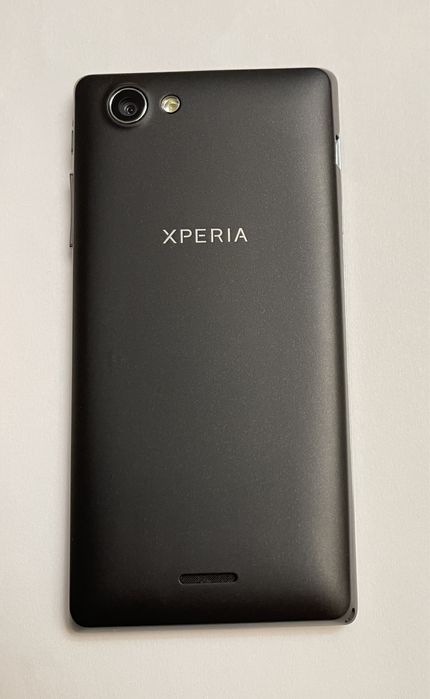 Smartfon kolekcjonerski SONY XPERIA J ST26i jak nowy