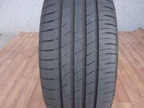 Goodyear Efficient Grip Preformance 225/55/17 101W XL z2022r