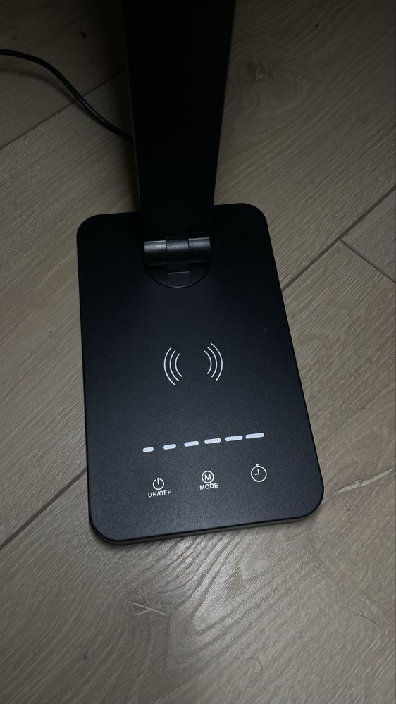 Lâmpada Toutch Movível - Carrega Telefone