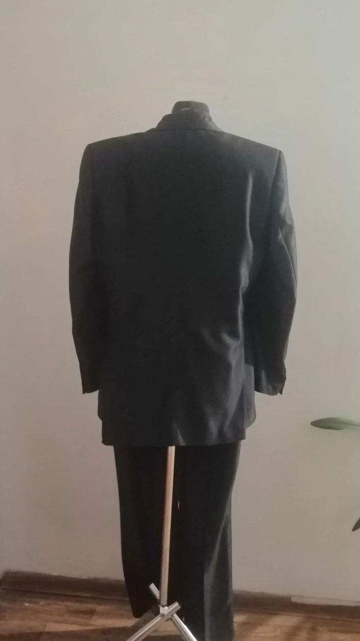 Garnitur męskie z firmy Dastan