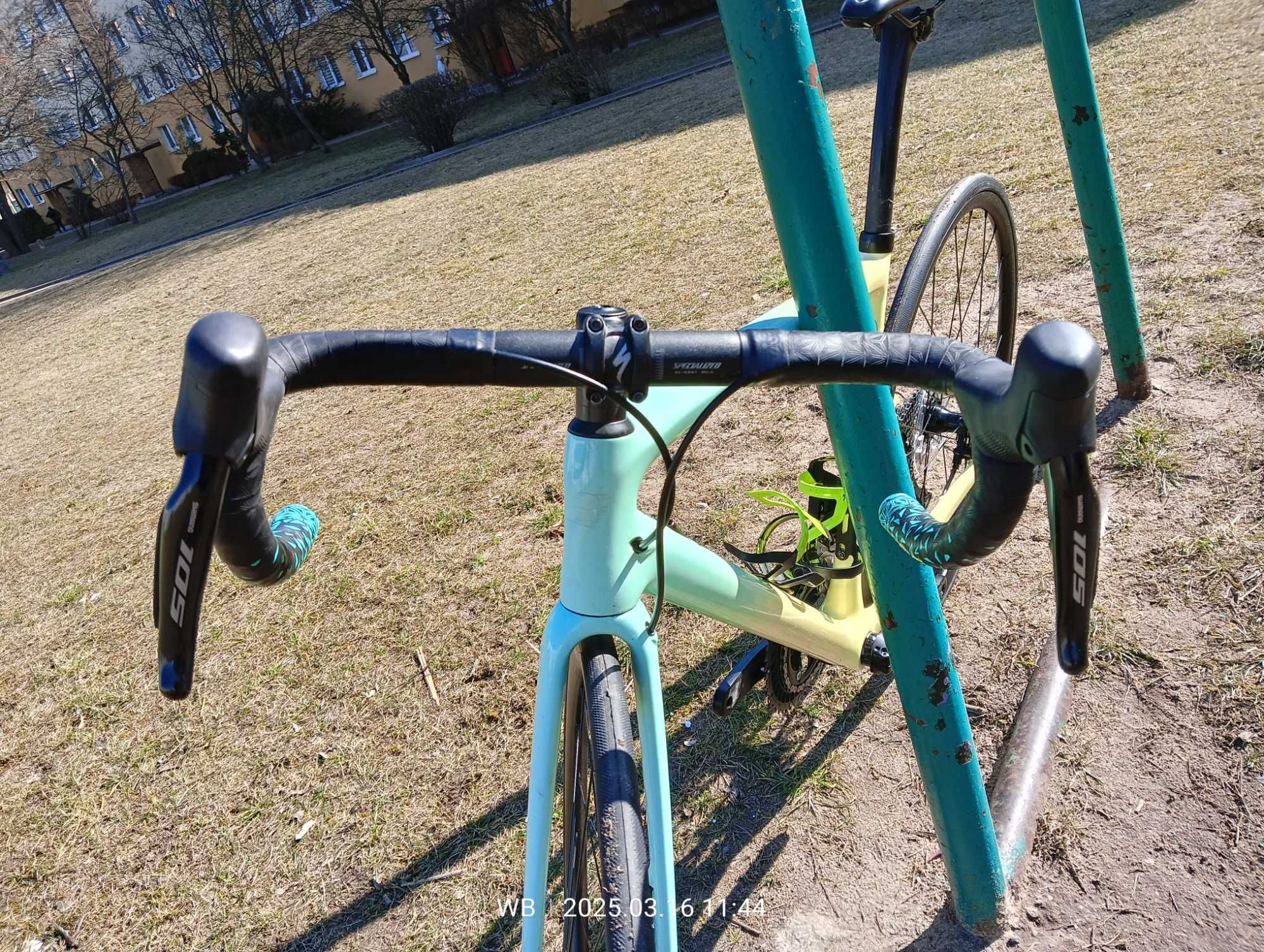 Specialized Tarmac SL6 Sport, nowe Shimano 105 Di2