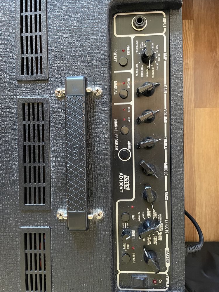 Vox AD100VT Valvetronix + footswitch