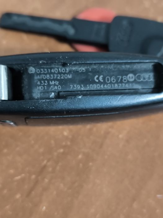 Ключ до audi А6 433 МГц